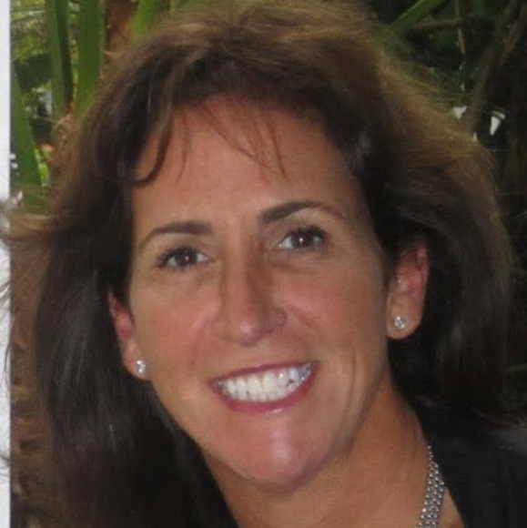 Meet your Posher, Jen - Picture 1 of 1